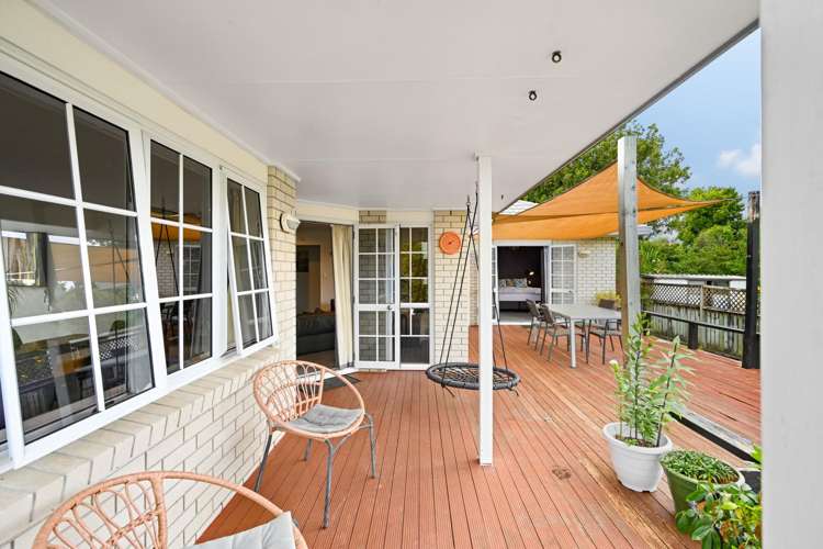 38 Cherrywood Street Pukete_3