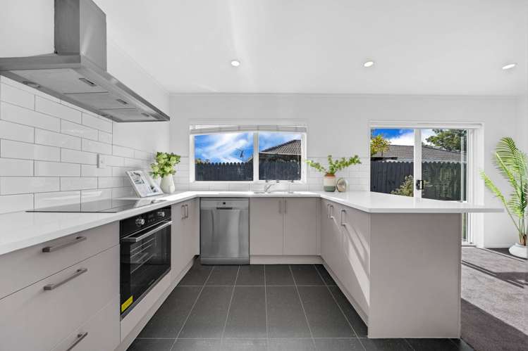 36 Elderberry Road Burswood_8