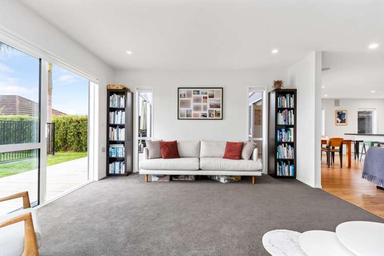 43 Aberdeen Crescent Wattle Downs_8