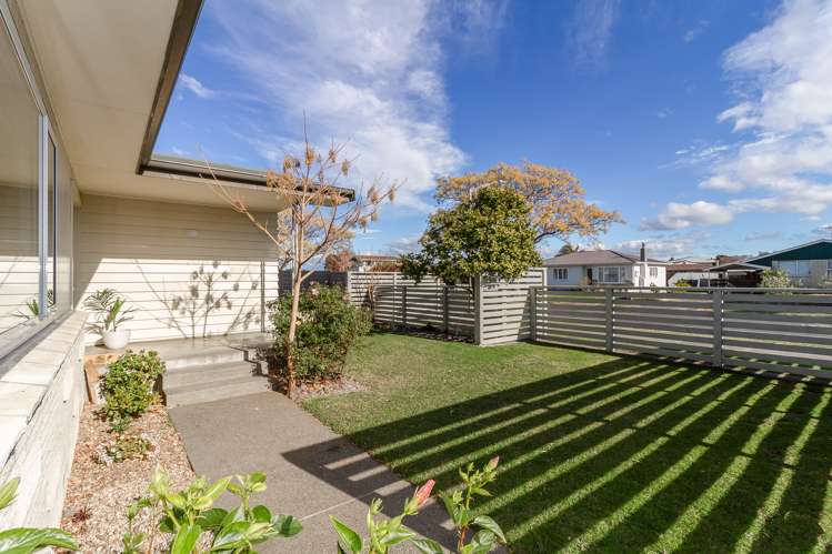 88 Harold Holt Avenue Onekawa_16