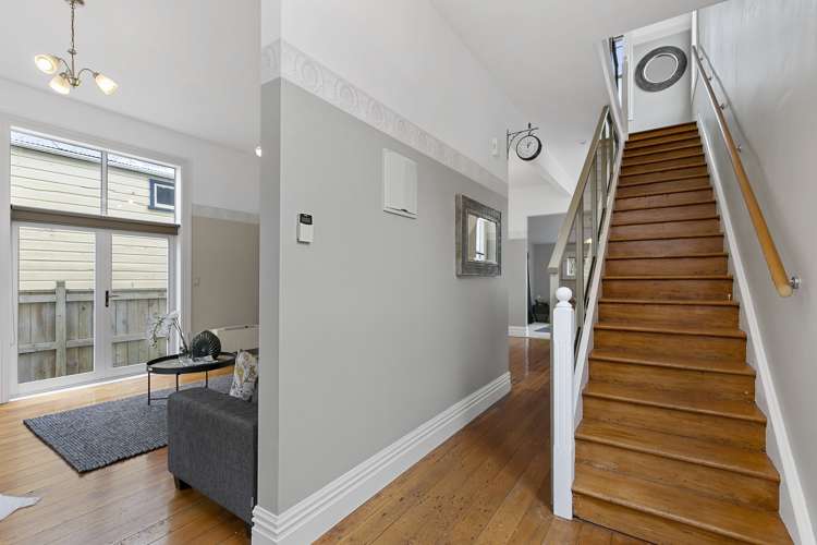 85 Te Wharepouri Street Berhampore_17