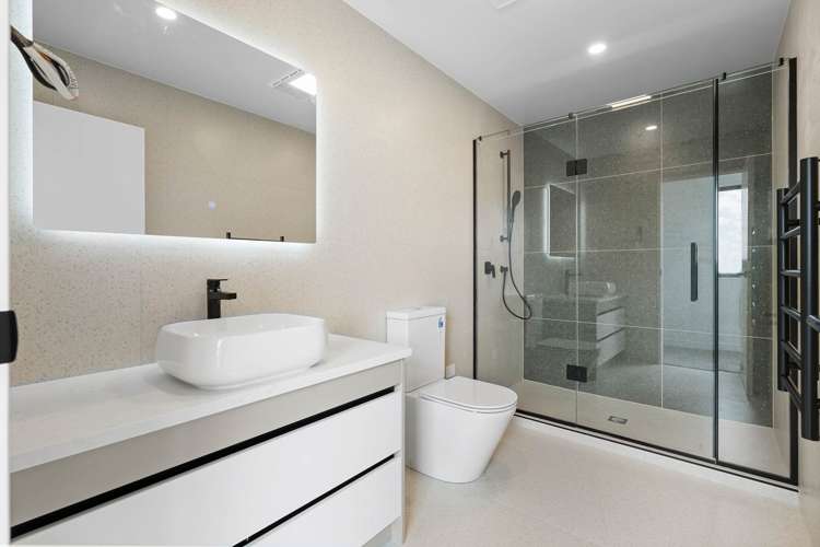 2 Murray Grey Lane Karaka_15