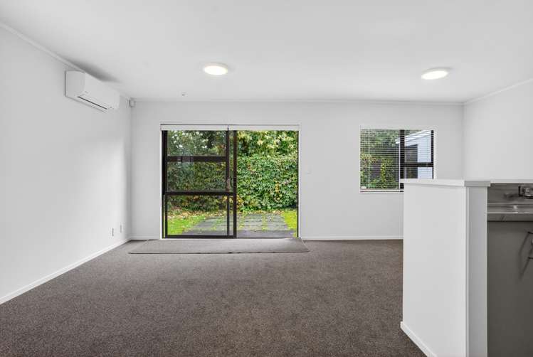 2/22 Great South Road Papakura_5