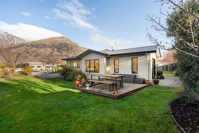 49 Sylvan Street Dalefield/Wakatipu Basin_2