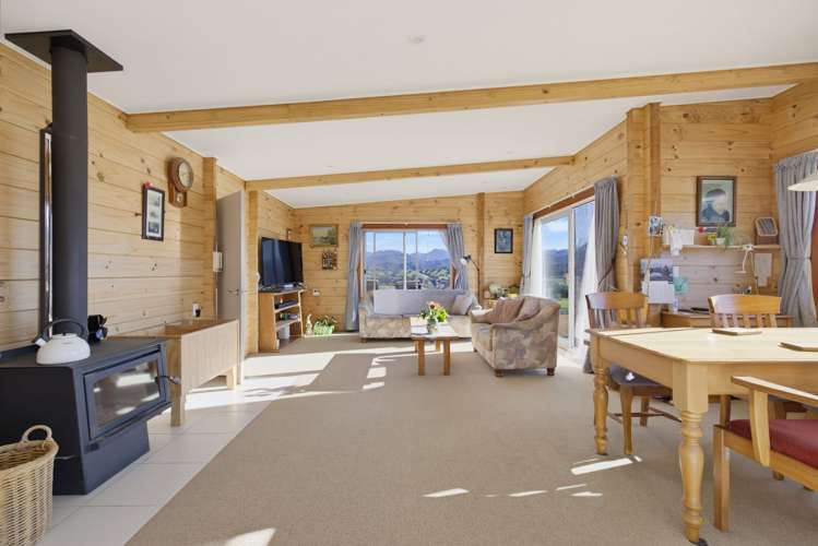 325 Forest Creek Road Stanley Brook_4