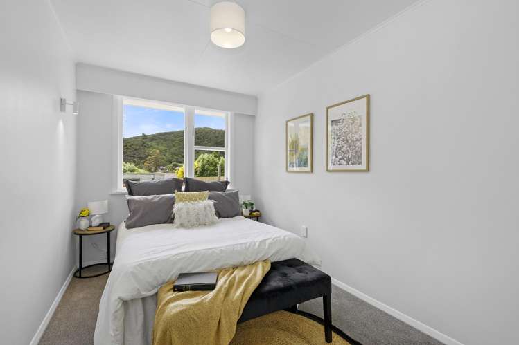 27 Lees Grove Wainuiomata_15