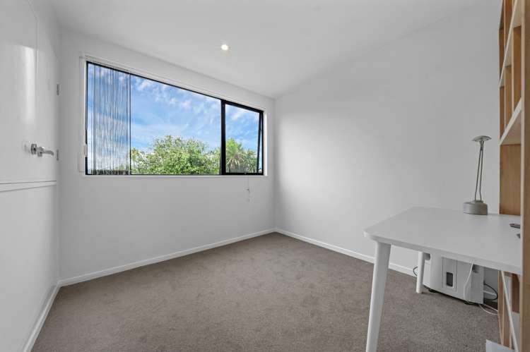 40 Ivy Nola Way Henderson_10