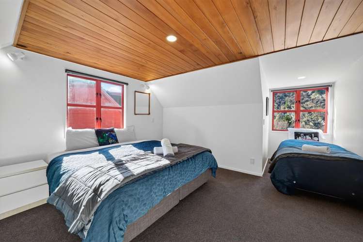 8B Kiely Lane Queenstown_24