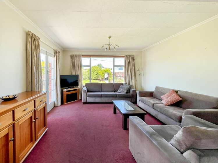 17 Constitution Avenue Milton_9