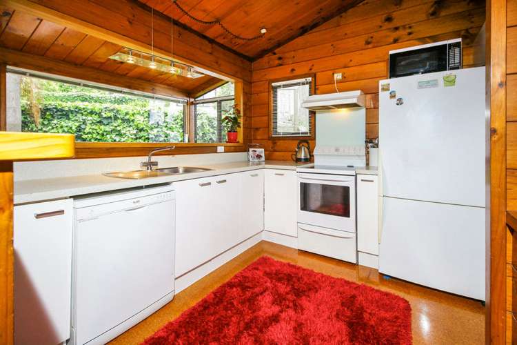 5 Hutchinsons Road Bucklands Beach_9