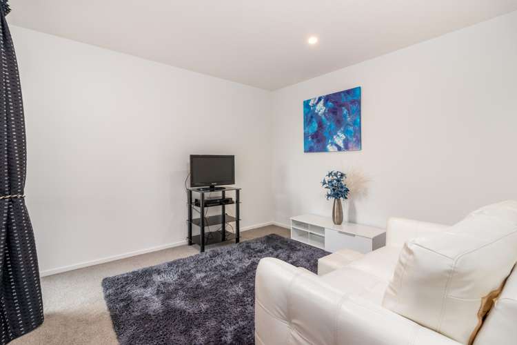 73 Sunline Avenue Lincoln_10