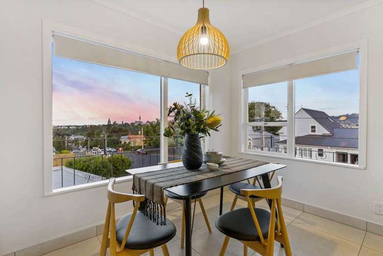 4/49 Western Springs Road Morningside_6