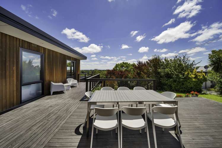 20 Whaka Terrace Huntsbury_1