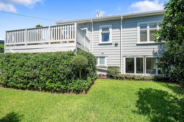 11 Albert Road Devonport_2