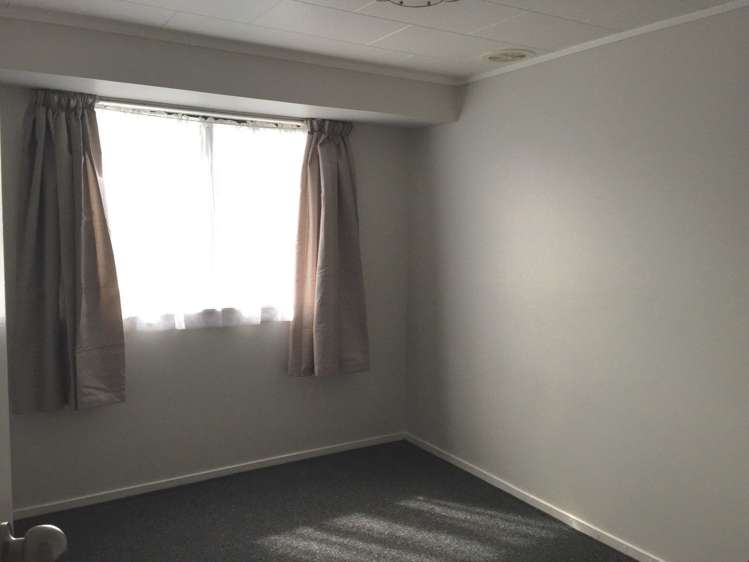 17 Glen Close Glen Eden_6