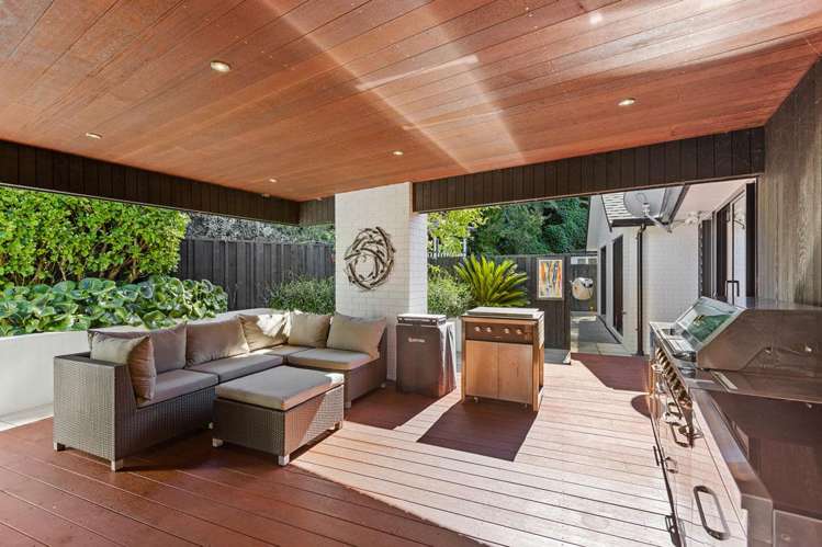 14 Brooklands Road Brooklands_23