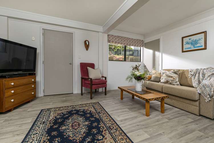 121 Elmore Road Paremoremo_4