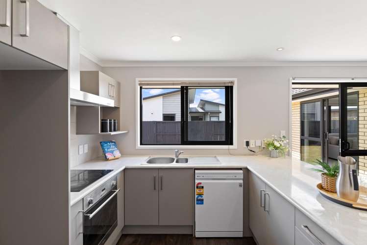 13 Chadwick Place Rototuna North_12