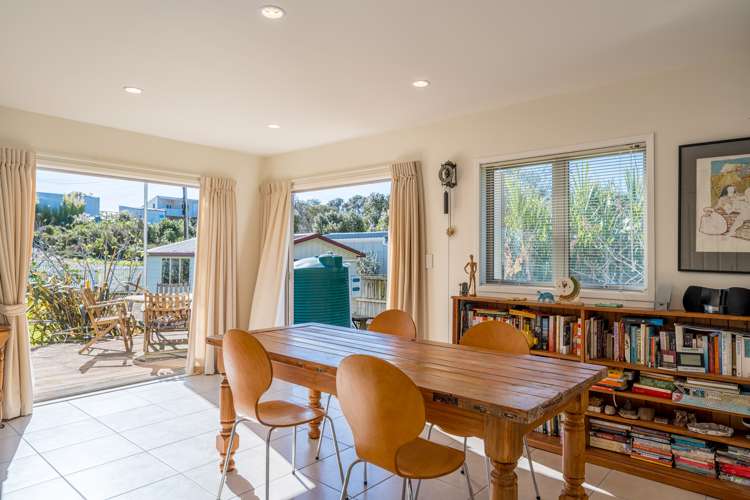 9 Nikau Road Oneroa_24