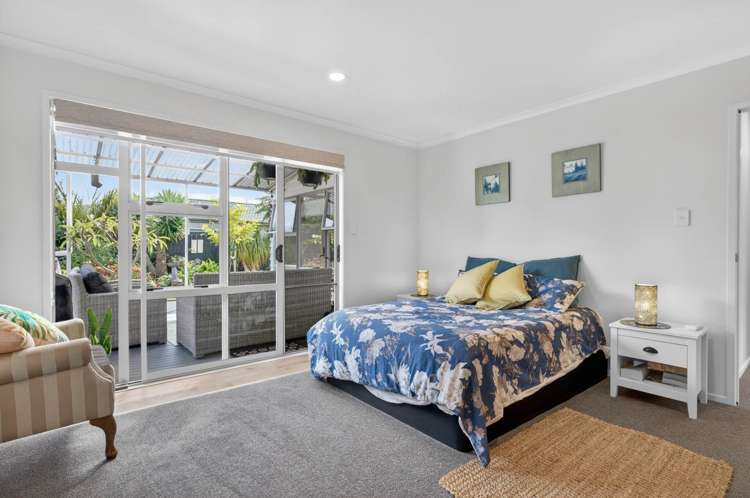 18 Resolution Place One Tree Point_10