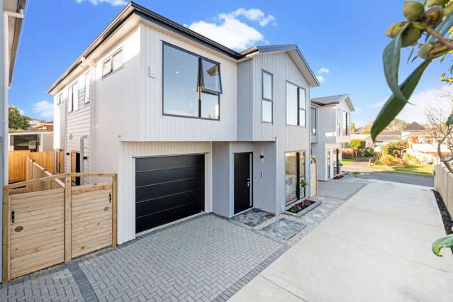 16B Vanbrugh Place Bucklands Beach_2