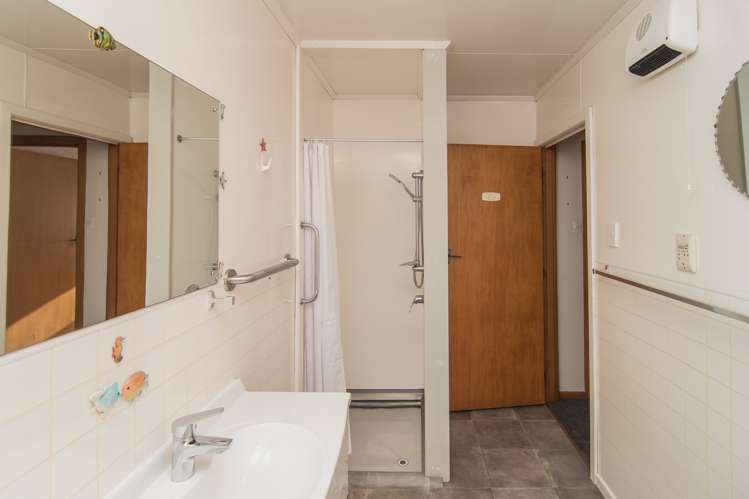 2/216 King Street Temuka_22