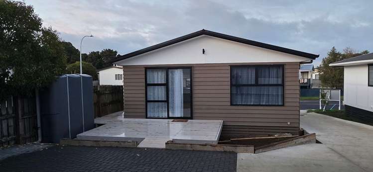 28B/28Heathdale Crescent/28 Heathdale Crescent Papakura_0