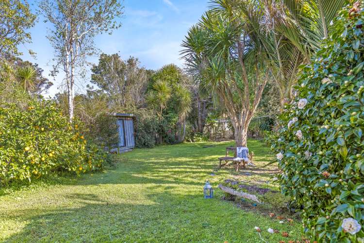 25 Harbour View Road Point Wells_15