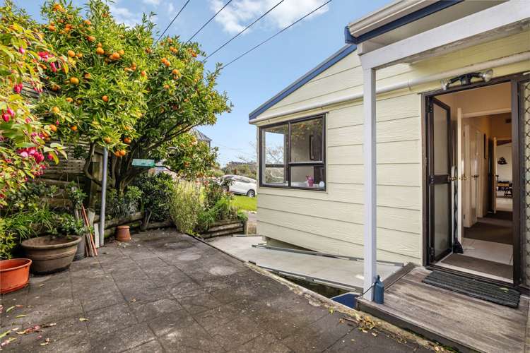 16A Scott Road Stanmore Bay_23