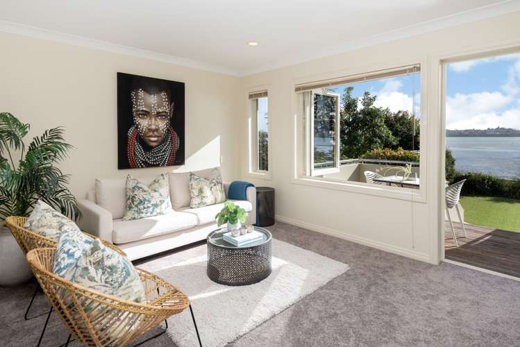 70 Bramley Drive Farm Cove_29