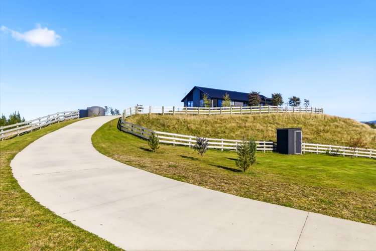 31 Otutira Drive Kinloch_27