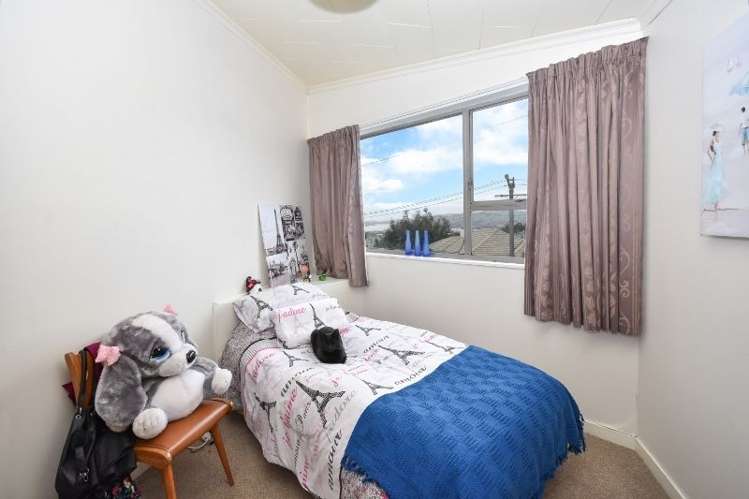 133 Riselaw Road Calton Hill_18