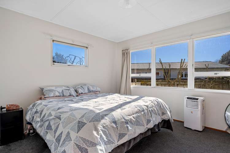 60 Tennyson Crescent Stoke_7