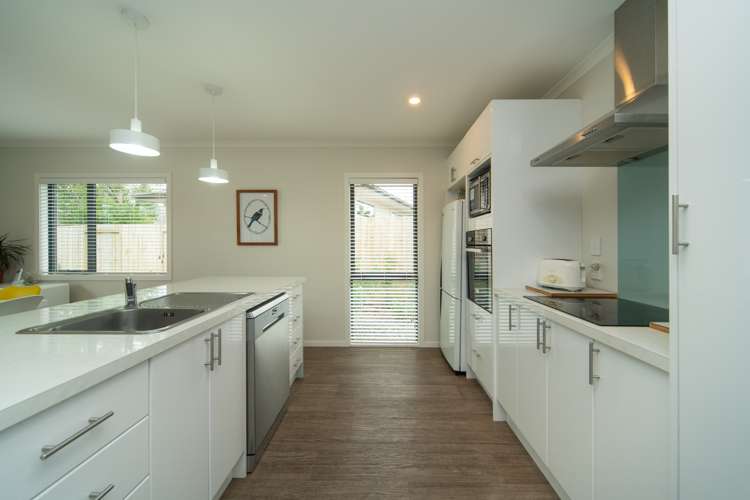 32 Wescombe Grove Feilding_13