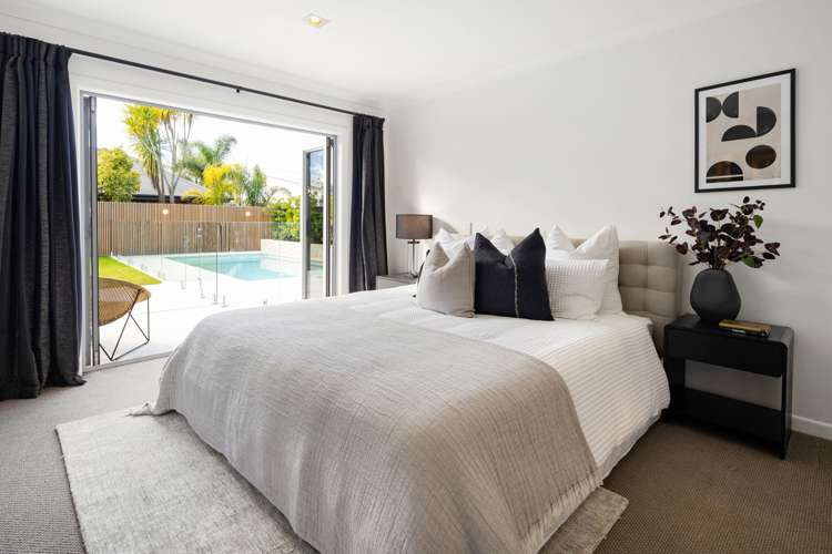 13 Margrain Close Huntington_16