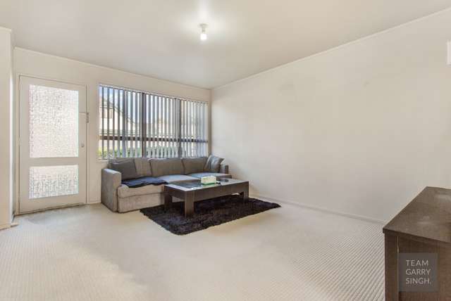 1/41 Challen Close Conifer Grove_1