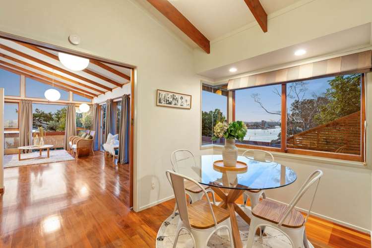 20 Oruamo Place Beach Haven_11