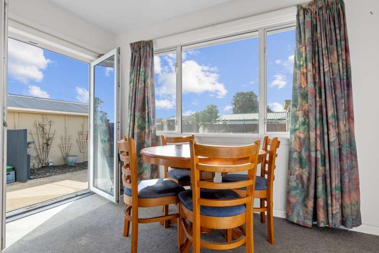 405 Breezes Road Aranui_5