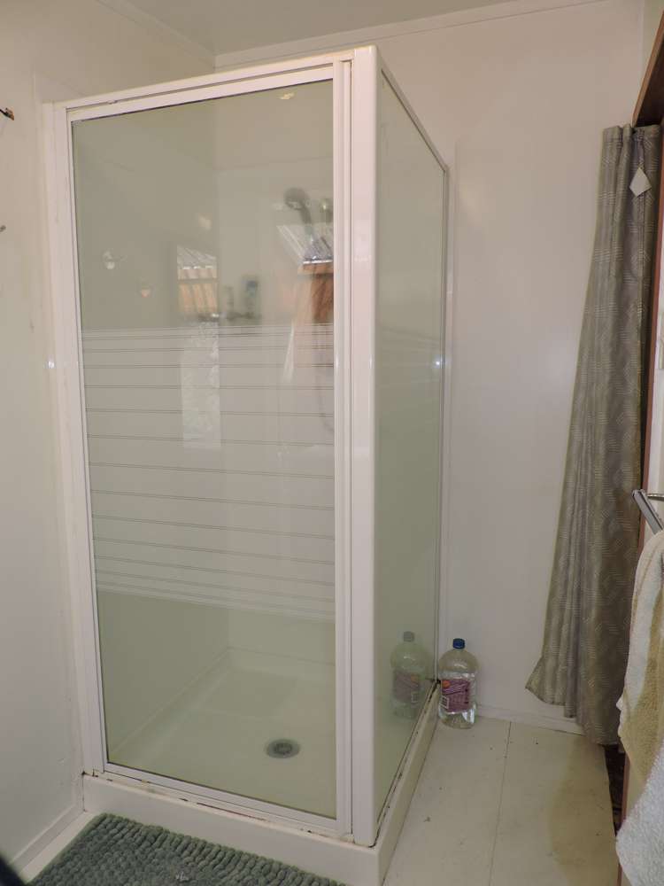 12 Pohue Creek Road Waiomu_11