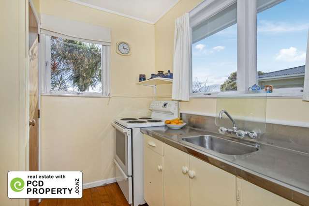 19 Raewyn Street Morningside_2