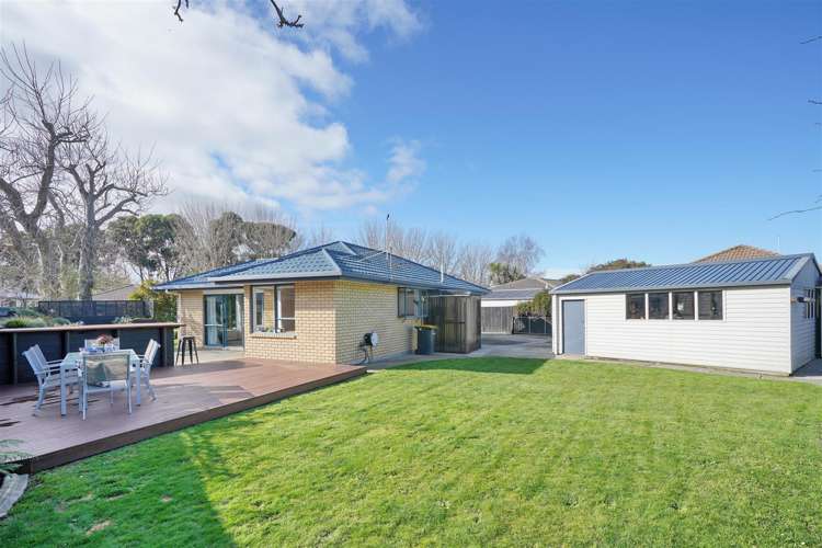 6 Gates Lane Woolston_19