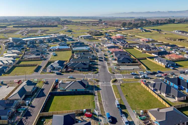 22 Aerial Road_4