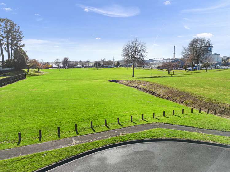 332 Raeburne Street Te Awamutu_4