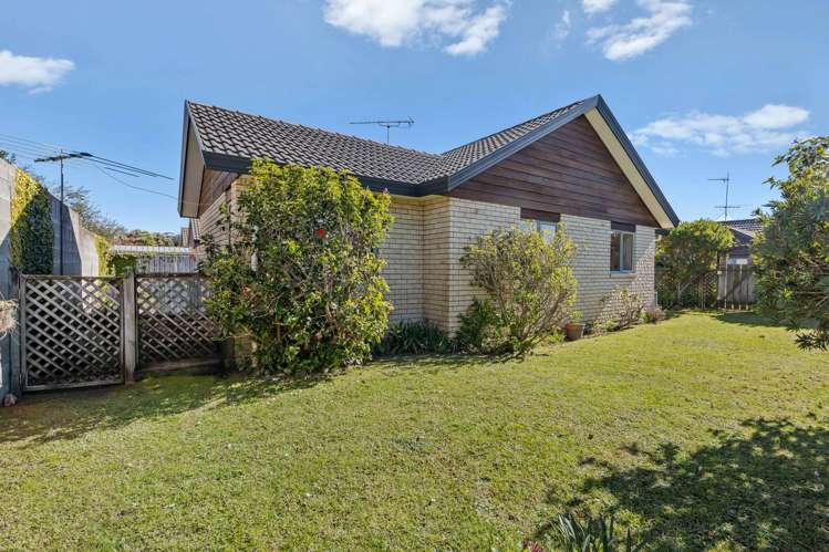 14/262 Centreway Road Orewa_18
