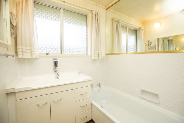 90 Kent Street Marchwiel_19