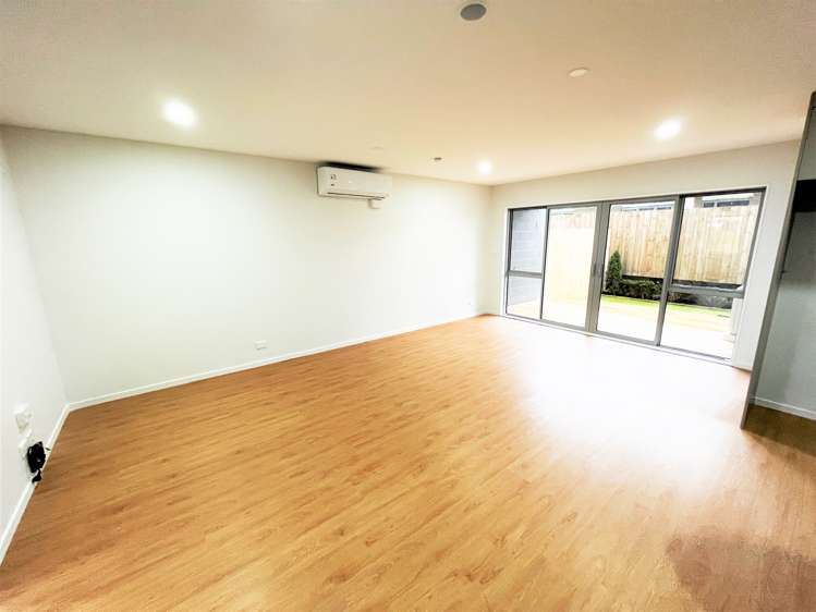 G05/3 Beaumonts Way Manurewa_2