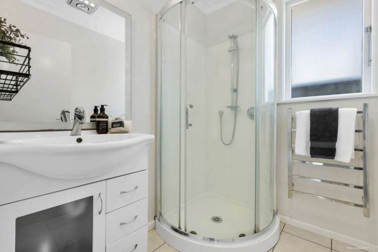 10a Matama Road Glen Eden_11