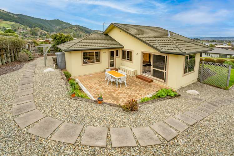 31 Olympus Way Richmond_23