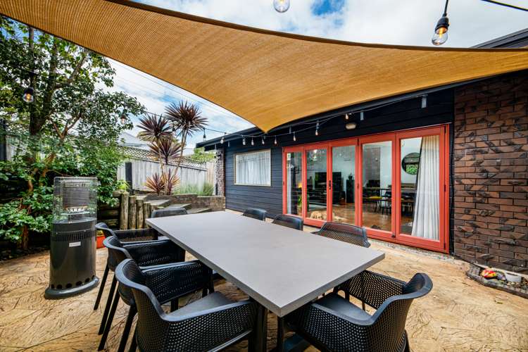 5 Derwent Crescent Titirangi_7