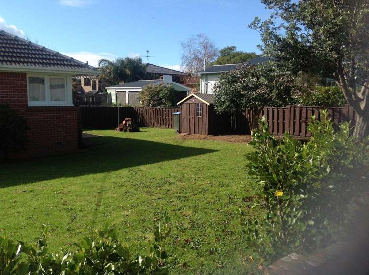 1/23 Tawhiri Road One Tree Hill_10